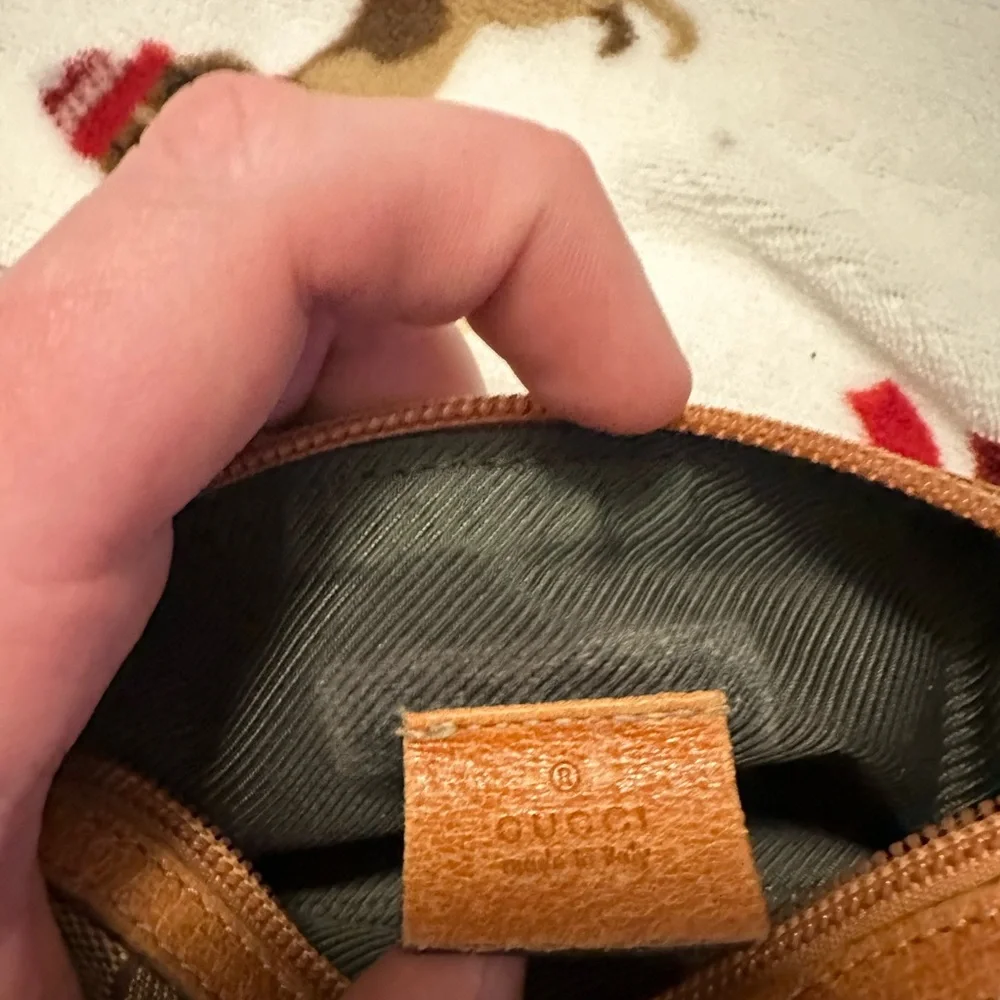 Gucci Vintage Tan Pouch - Picture 7 of 7